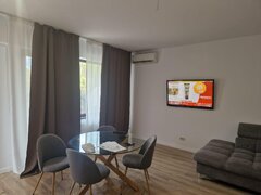 Pipera ,Gradina zoologica